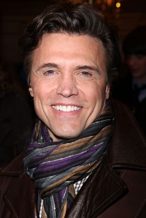 Co-Star Brent Barrett the stage door greeting fans after Christie Brinkley makes her Broadway Debut in CHICAGO at the Ambassador Theatre in New York City. @ BroadwayWorld Co-Star Brent Barrett the stage door greeting fans after Christie Brinkley makes her Photo