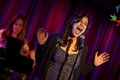 Lindsay Mendez Photo