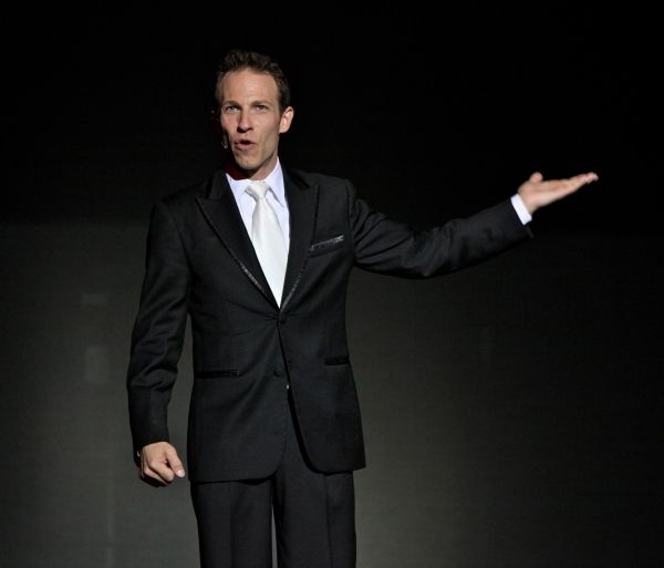 Jonathan Levit Photo