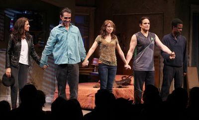 Annabella Sciorra, Bobby Cannavale, Elizabeth Rodriguez, Yul Vazquez & Chris Rock dur Photo