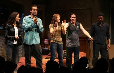 Annabella Sciorra, Bobby Cannavale, Elizabeth Rodriguez, Yul Vazquez & Chris Rock dur Photo