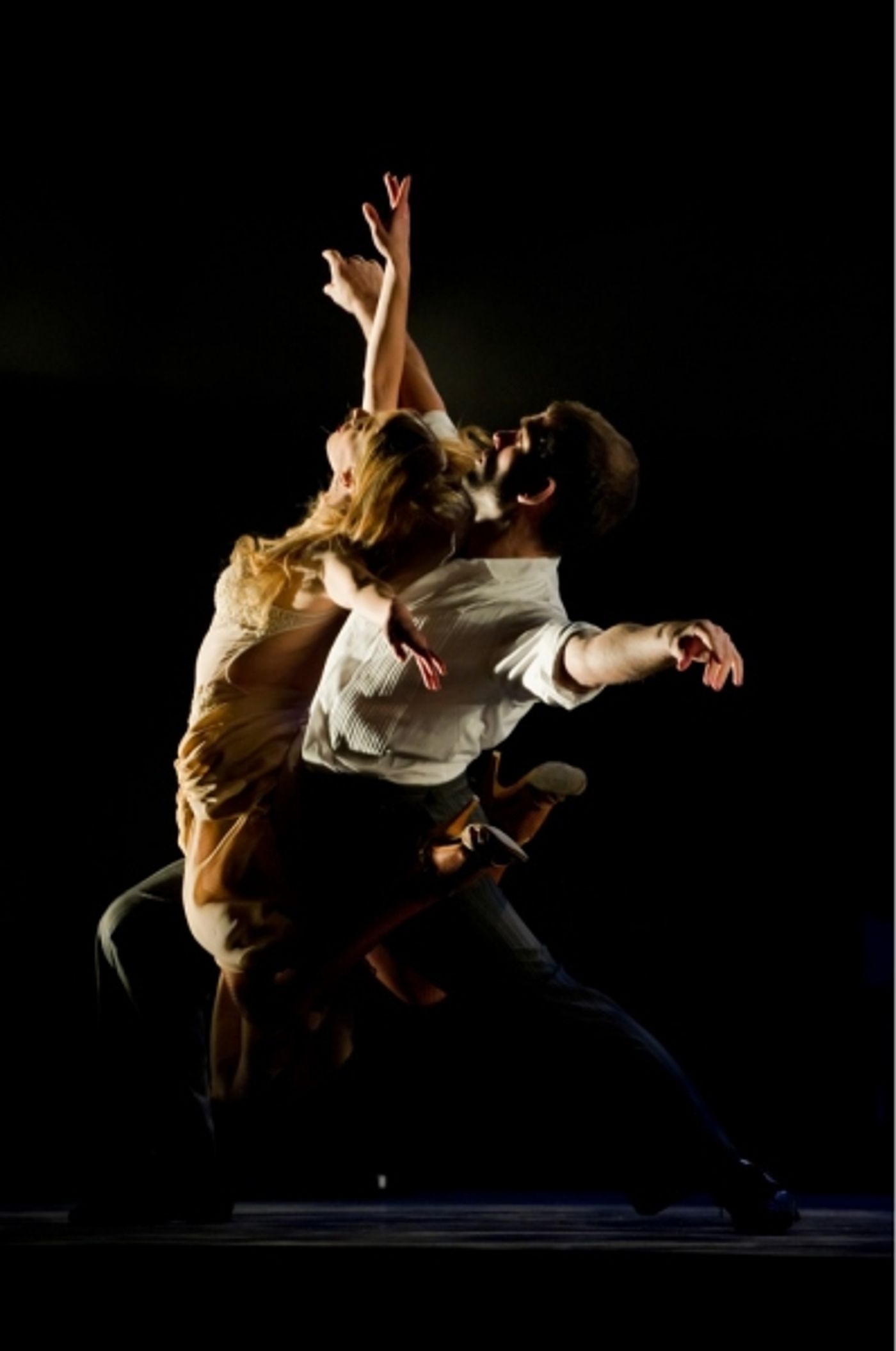 Photo Flash: Tango Fire Plays London's Peacock Theatre  Image