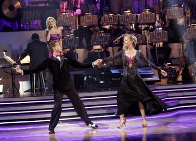 Louis Van Amstel, Kendra Wilkinson Photo
