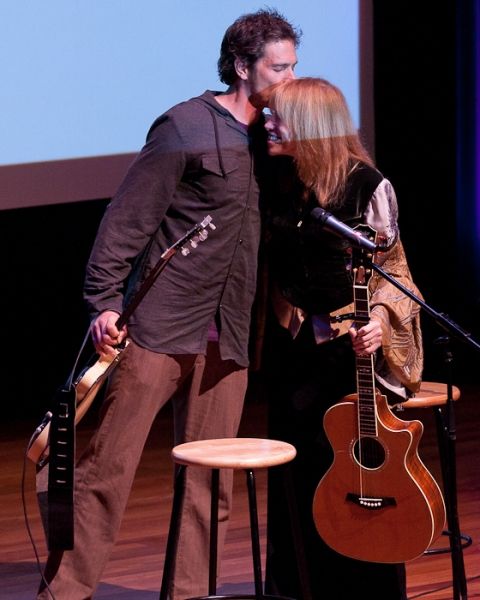 Photo Coverage: O'Hara, Rudd & More Honor Carly Simon at Our Time Gala — photo 14 of 24