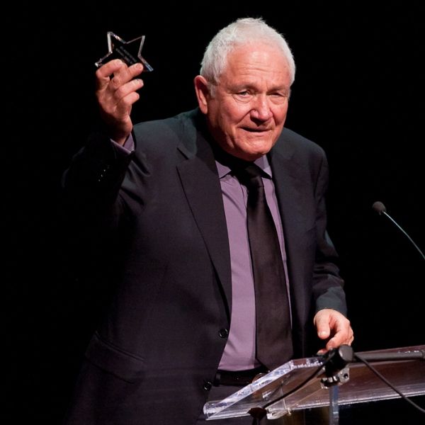 Photo Coverage: O'Hara, Rudd & More Honor Carly Simon at Our Time Gala — photo 19 of 24