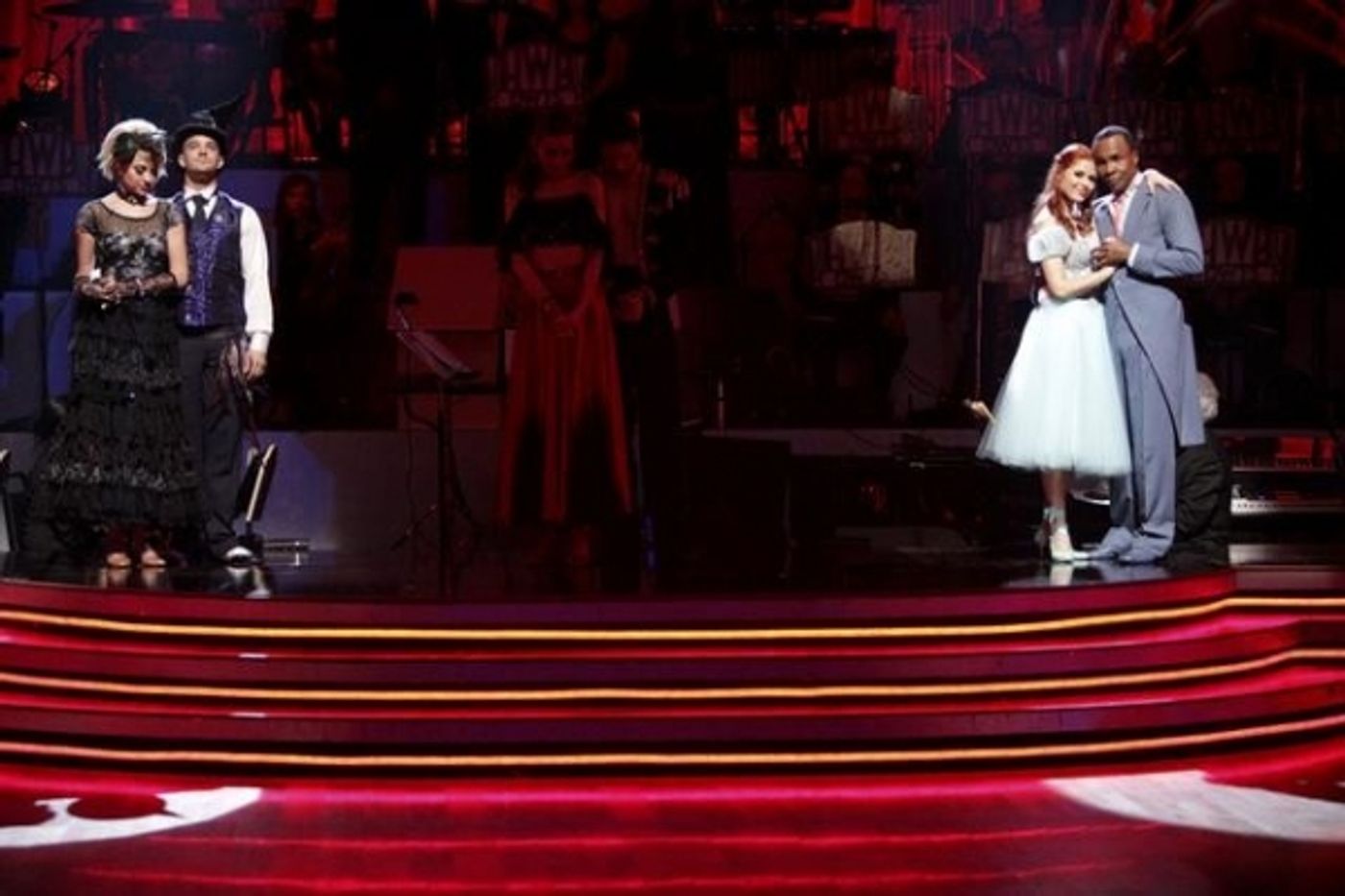 Photo Flash: Sugar Ray Leonard Leaves DANCING WITH THE STARS  Image
