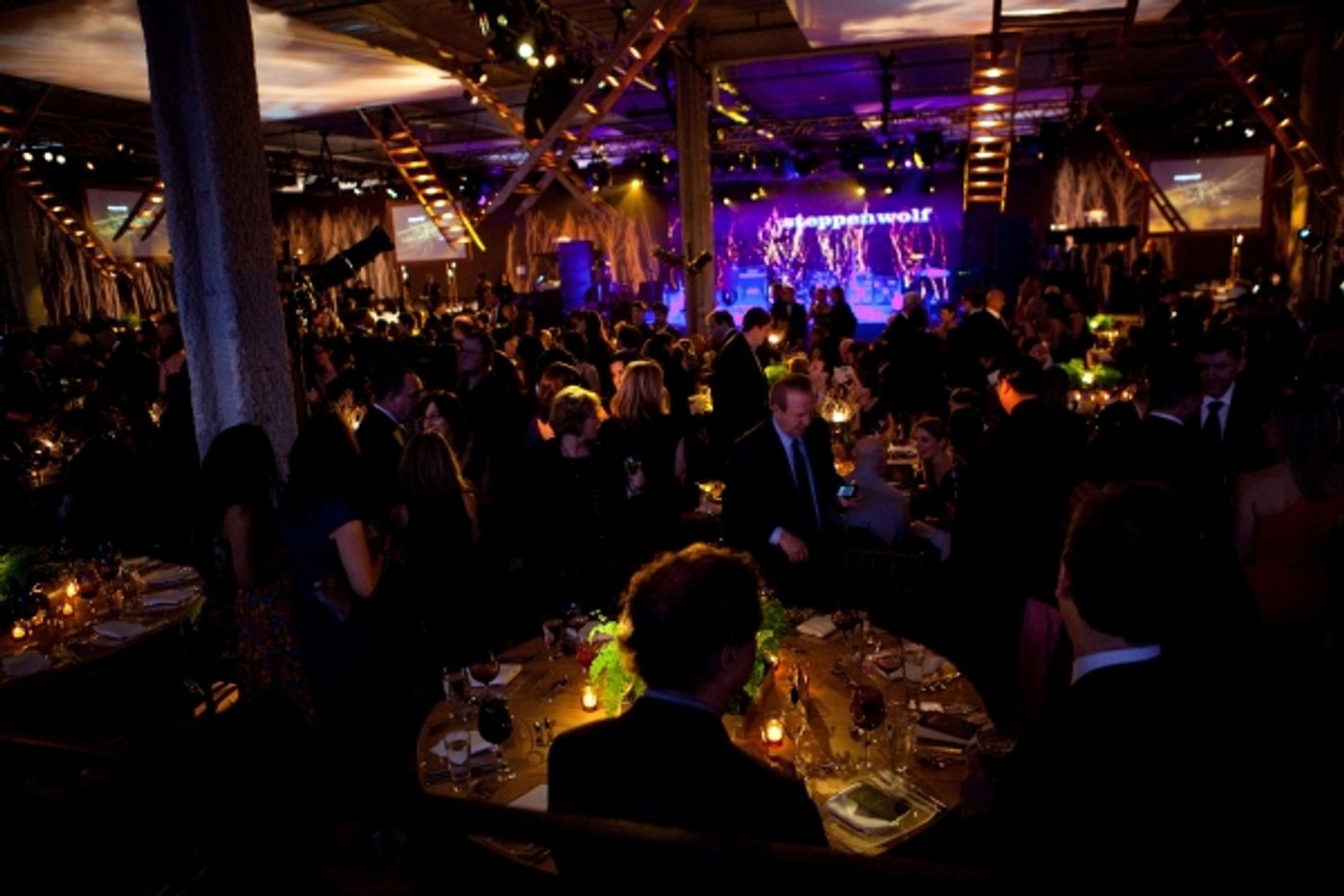 Photo Flash: Steppenwolf Prepares for 2011 Gala  Image