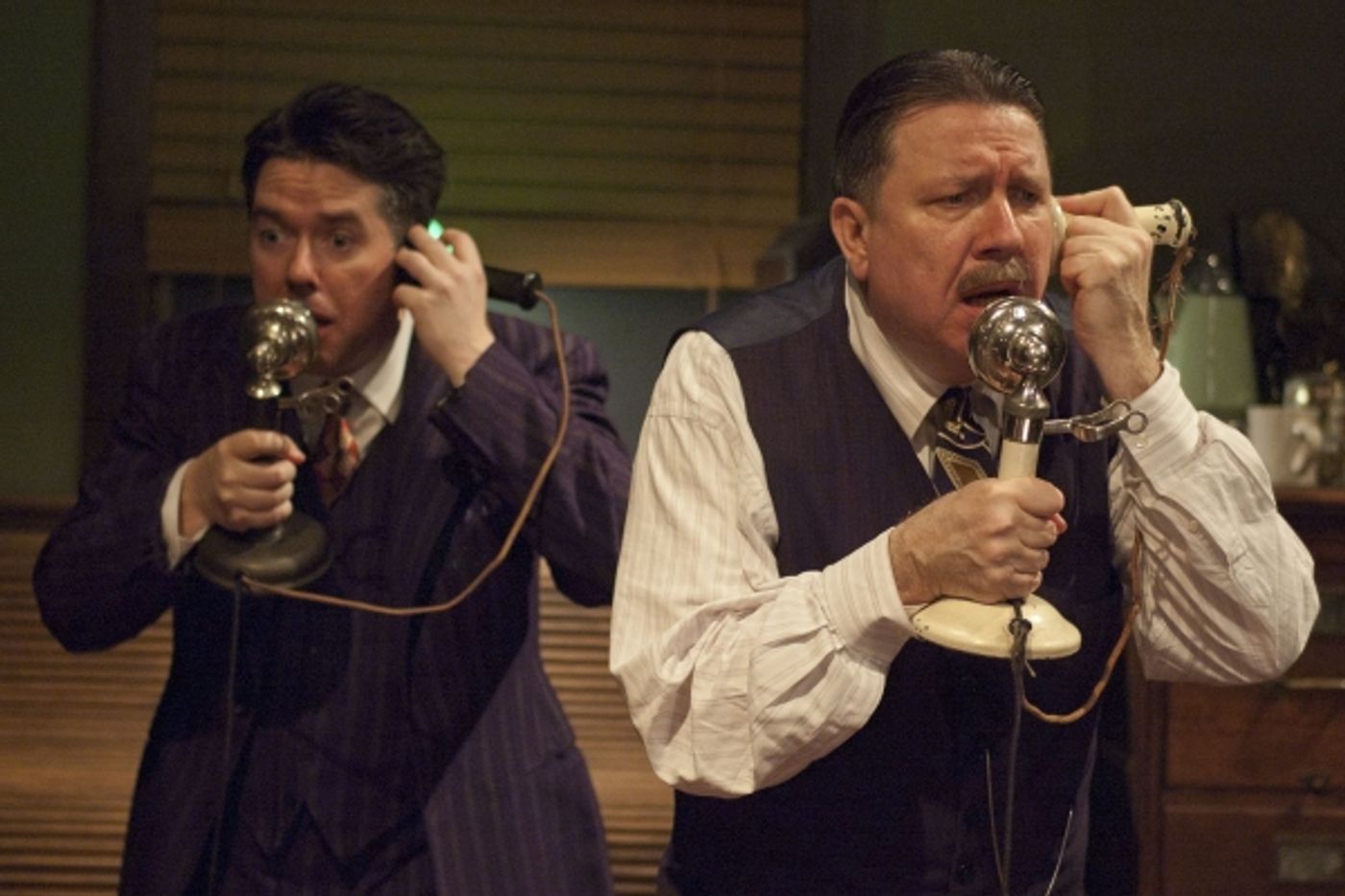 Photo Flash: Timeline Theatre Company's THE FRONT PAGE!  Image