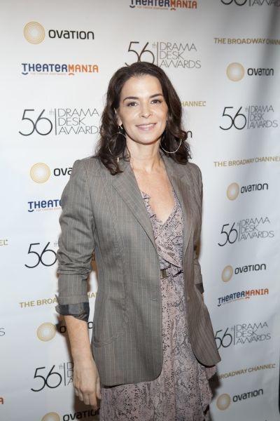 Annabella Sciorra Photo