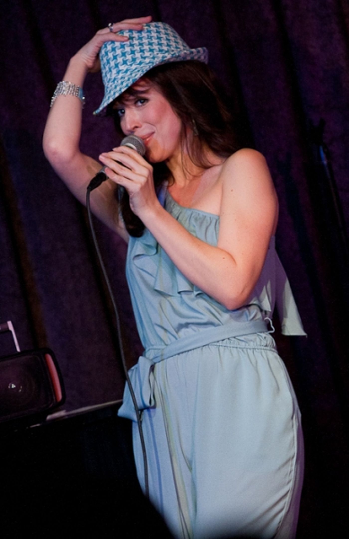Photo Coverage: 'Mixtape Confessions' at Don't Tell Mama  Image