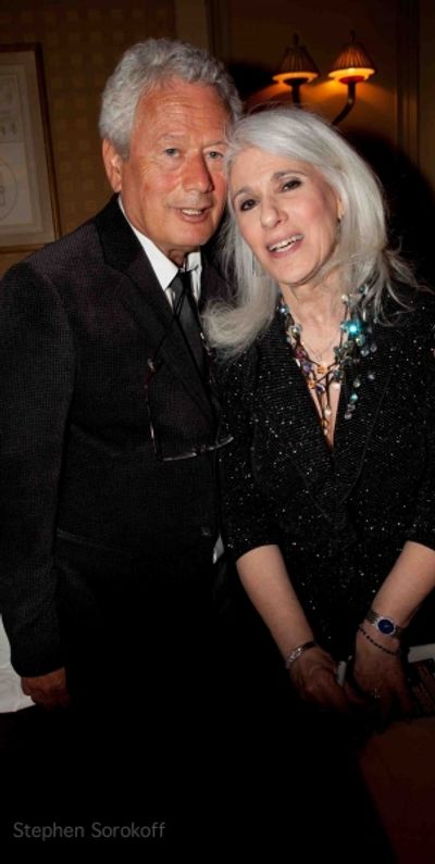  Jamie deRoy & Friend Photo