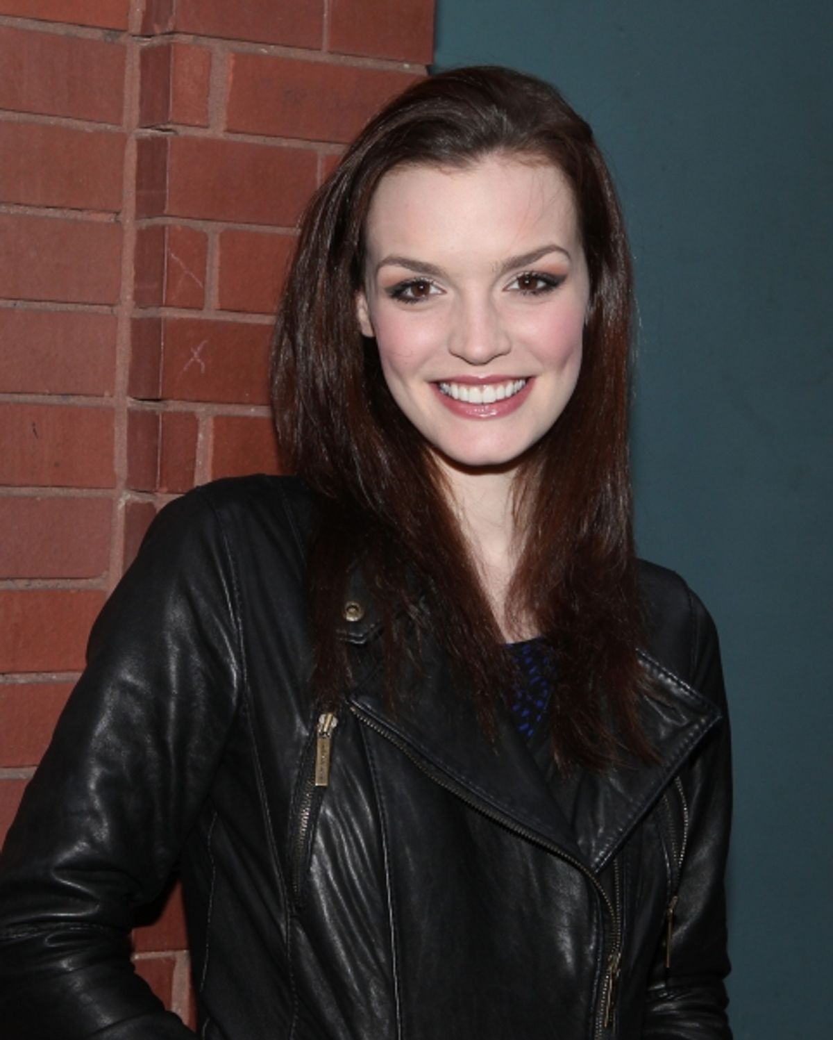 Jennifer Damiano at 