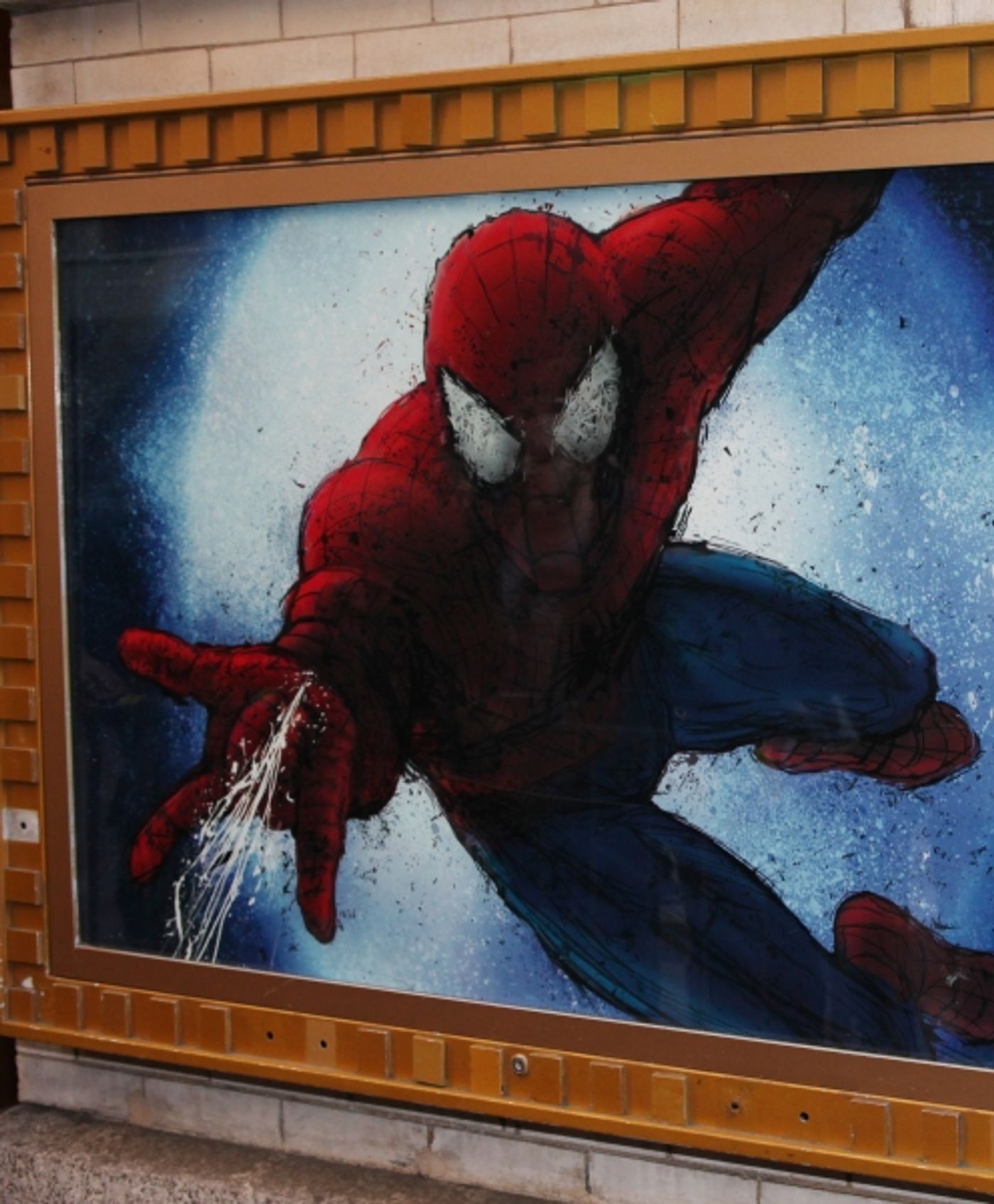 Photo Coverage: SPIDER-MAN: Turn Off the Dark Pre-Hiatus Cast at the Stage Door  Image