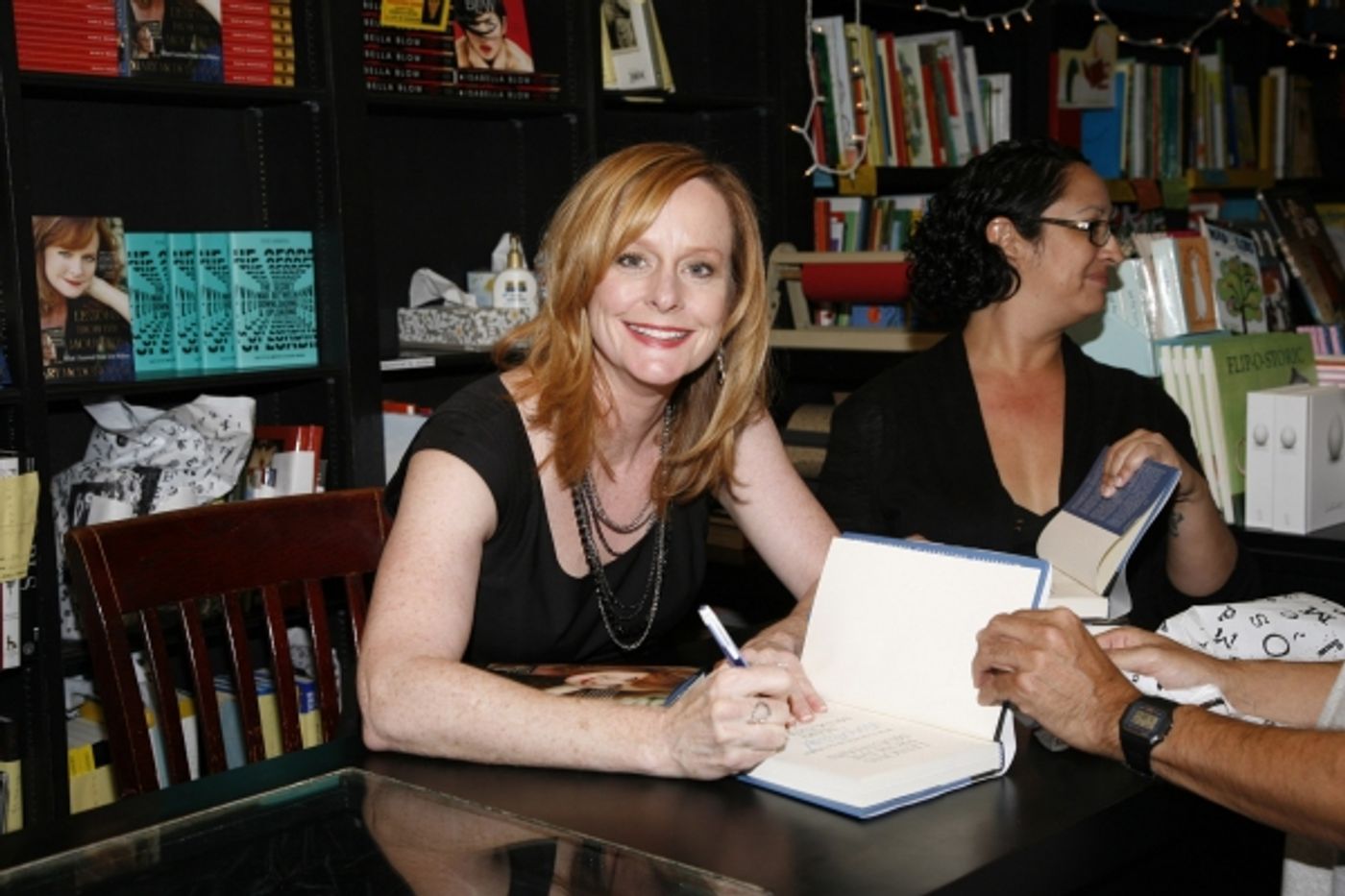 Photo Flash: The Waltons Reunite for Memoir Release  Image