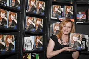 Mary McDonough Photo