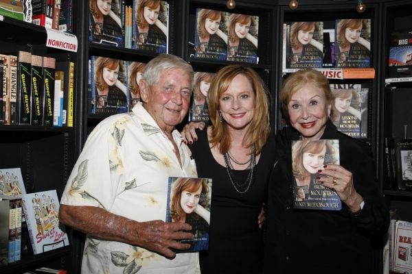 Mary McDonough with proud TV parents Ralph Waite and Michael Learned Photo