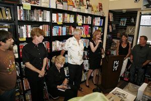  David Harper, Jon Walmsley, Michael Learned, Ralph Waite, Mary McDonough, Judy Norto Photo
