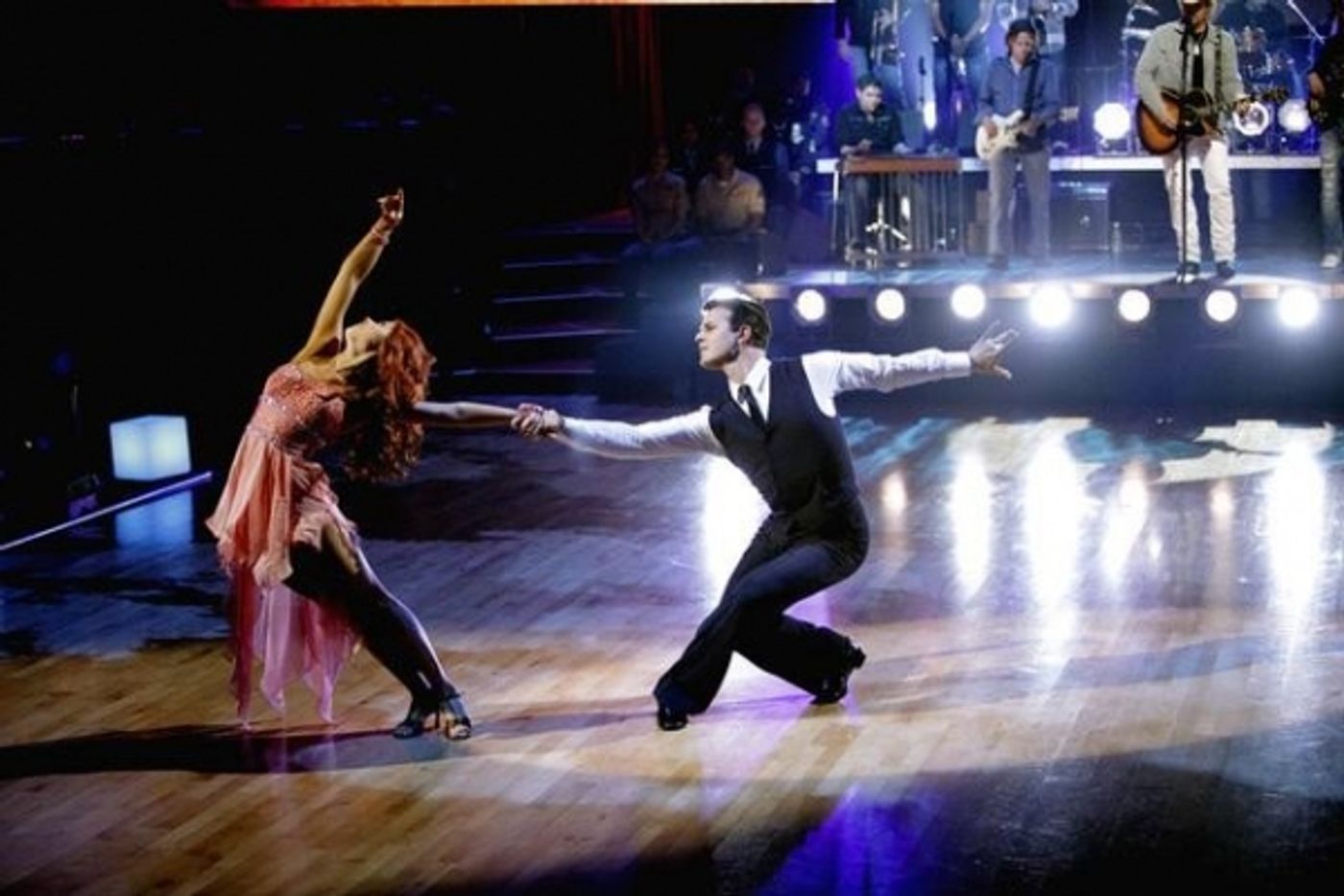 Photo Flash: Petra Nemcova Leaves DWTS  Image