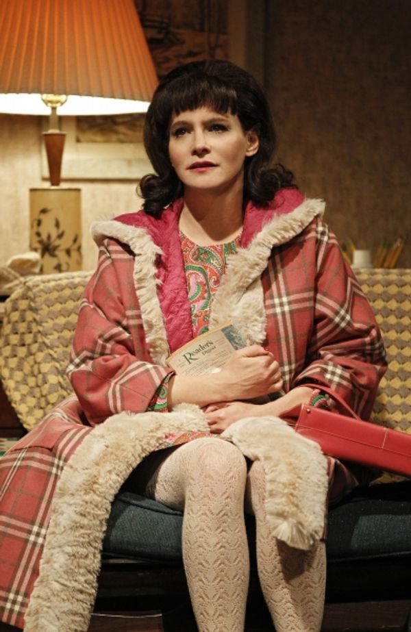 Jennifer Jason Leigh Photo