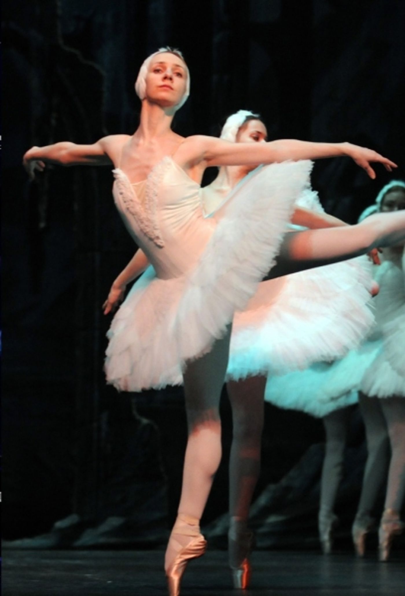 Photo Flash: St. Petersburg Ballet Theater Presents SWAN LAKE in Taiwan Photo Flash: St. Petersburg Ballet Theater Presents SWAN LAKE in Taiwan Image