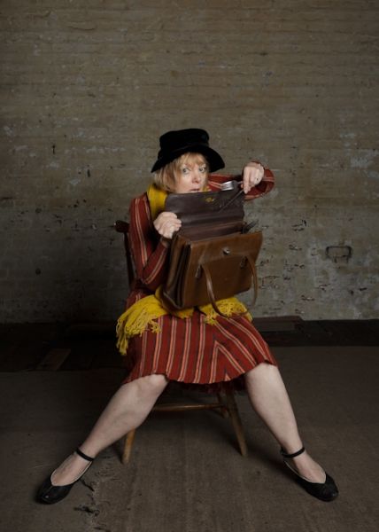 Photo Flash: FINGS AIN'T WOT THEY USED T'BE To Open At Union Theatre  Image