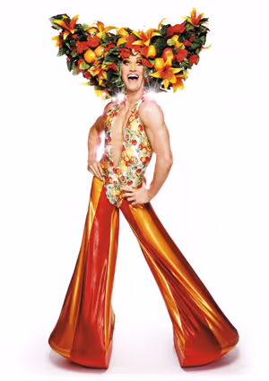 John Brannoch in the PRISCILLA Bonnet @ BroadwayWorld John Brannoch in the PRISCILLA Bonnet Photo