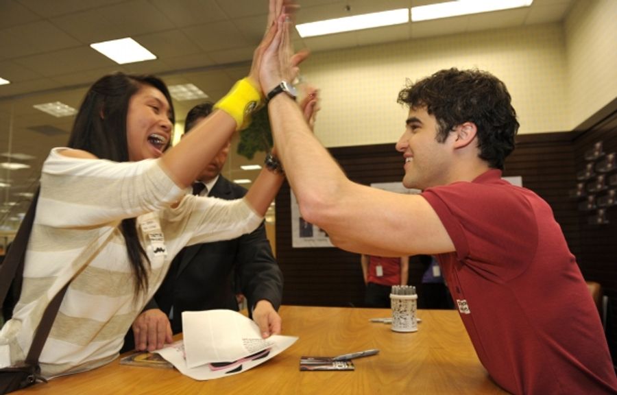 Photo Flash: Darren Criss Performs at the Grove Image