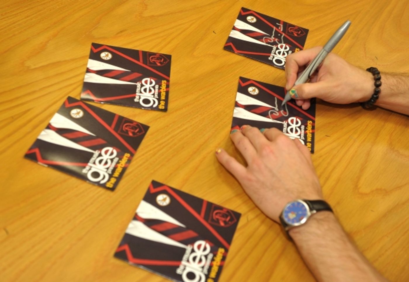 Photo Flash: Darren Criss Performs at the Grove  Image