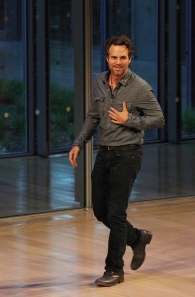 Times Talks- Melena Ryzik has a Conversation with Mark Ruffalo at Times Center in New Photo