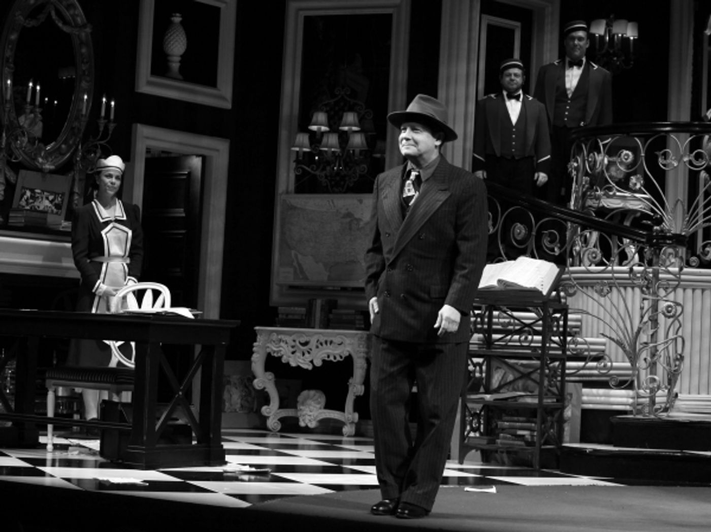 Photo Coverage: BORN YESTERDAY Opening Night Curtain Call  Image
