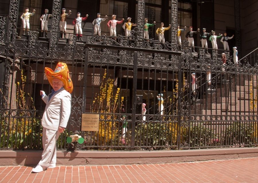 Photo Coverage: LUCKY GUY's Leslie Jordan Visits Easter Parade! Image