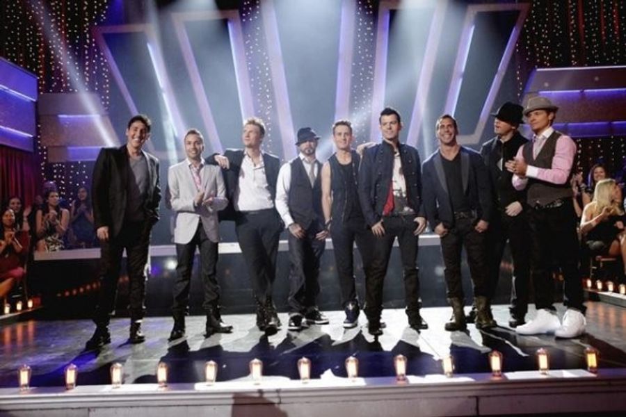 Photo Flash: DWTS Welcomes Pia Toscano, Backstreeet Boys, and More! Image
