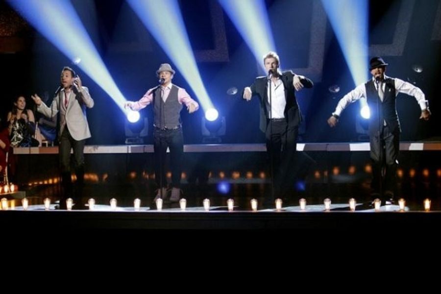 Photo Flash: DWTS Welcomes Pia Toscano, Backstreeet Boys, and More! Image