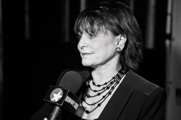 Iris Rainer Dart Photo