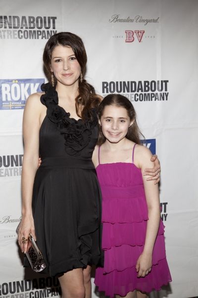 Nicole Parker and Rachel Resheff Photo