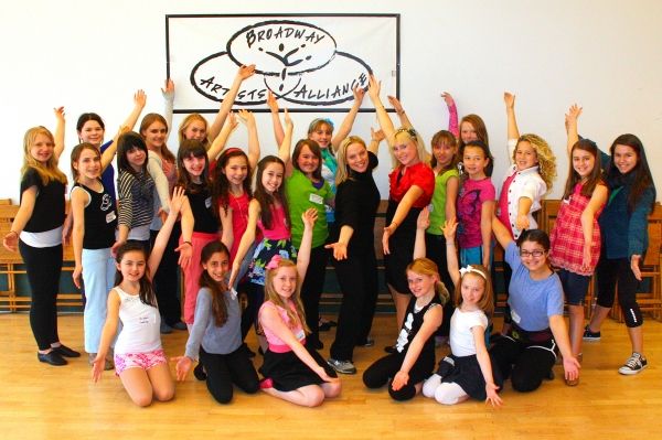 Kristi Coombs and Madison Kerth with the students of Broadway Artists Alliance Photo