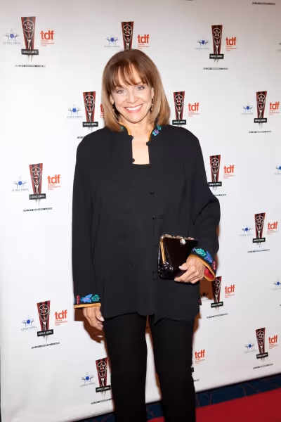Valerie Harper Photo