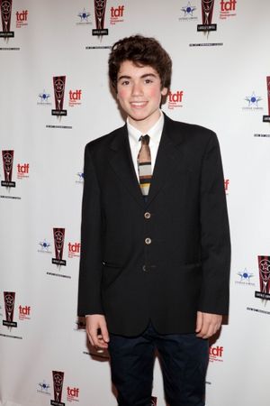 Noah Galvin Photo