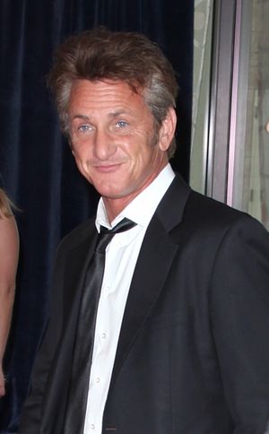 Sean Penn attending the White House Correspondents' Association (WHCA) dinner at the  Photo