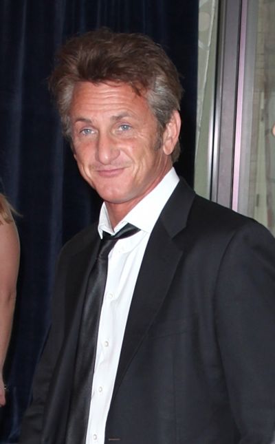 Sean Penn attending the White House Correspondents' Association (WHCA) dinner at the  Photo
