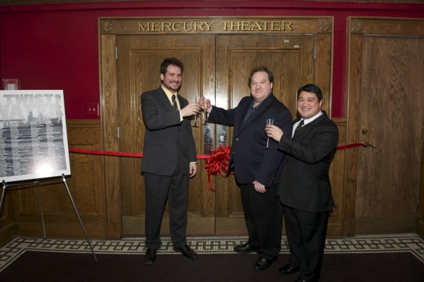 Photo Flash: Chicago's Mercury Theatre Reopens With A TWIST OF WATER!  Image