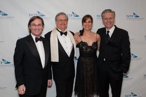 Richard Thomas, Charles Dillingham, Stephanie J. Block and Michael Ritchie Photo