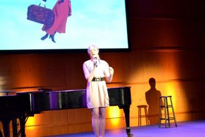 Steffanie Leigh @ BroadwayWorld Steffanie Leigh Photo