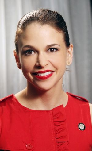 Sutton Foster attending the 65th Annual Tony Awards Meet The Nominees Press Reception at the Millennium Hotel in New York City. © Walter McBride / WM Photography / Retna Ltd. @ BroadwayWorld Sutton Foster attending the 65th Annual Tony Awards Meet The Nominees Press Reception Photo
