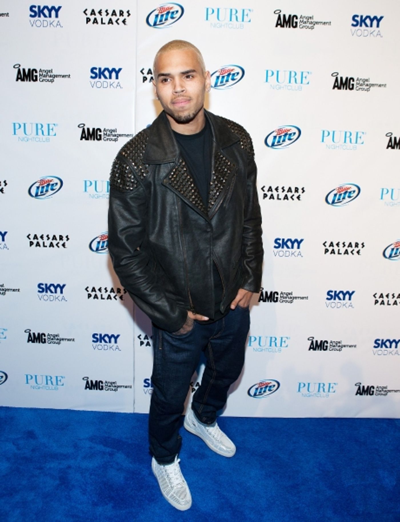 Photo Coverage: Chris Brown Celebrates 22nd Birthday at PURE Nightclub in Las Vegas  Image