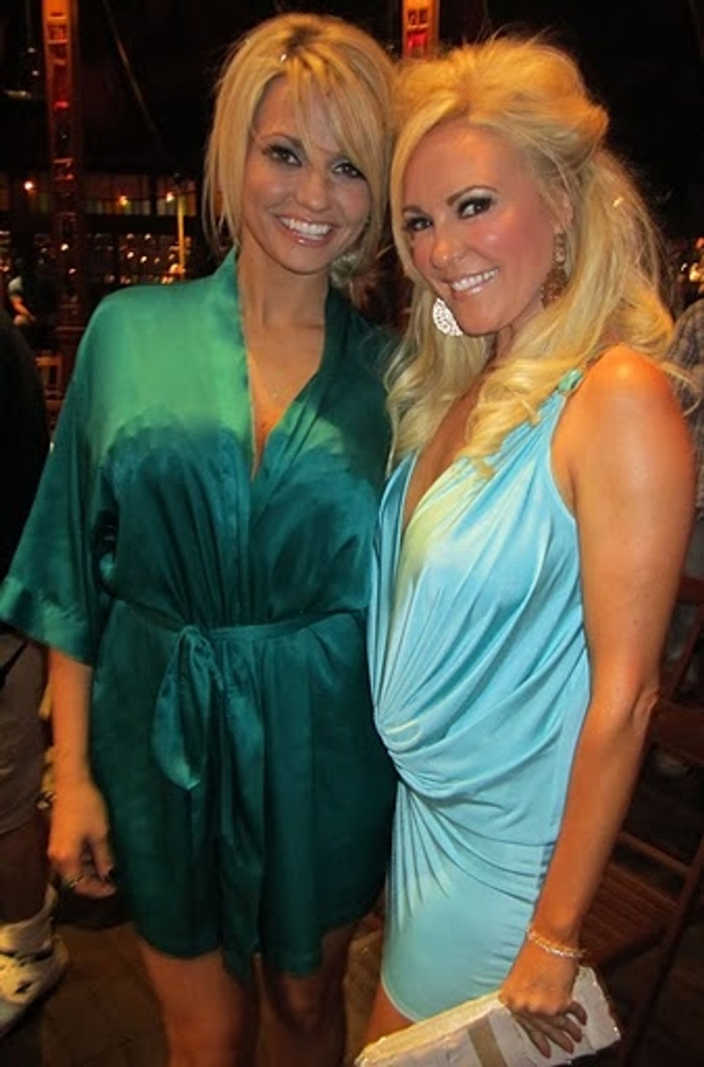 Photo Flash: Bridget Marquardt, Frank Mir, et al. Visit ABSINTHE  Image