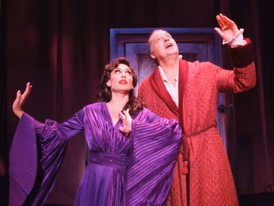 Lesli Margherita and Tom Hewitt Photo