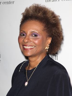 Leslie Uggams attending The Eugene O'Neill Theater Center's 11th Annual Monte Cristo Award honoring James Earl Jones at Bridgewayers in New York City. @ BroadwayWorld Leslie Uggams attending The Eugene O'Neill Theater Center's 11th Annual Monte Cristo Photo