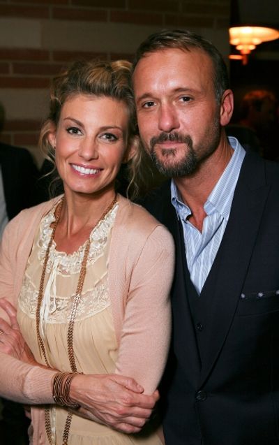 Cast members Faith Hill (L) and Tim McGraw Photo