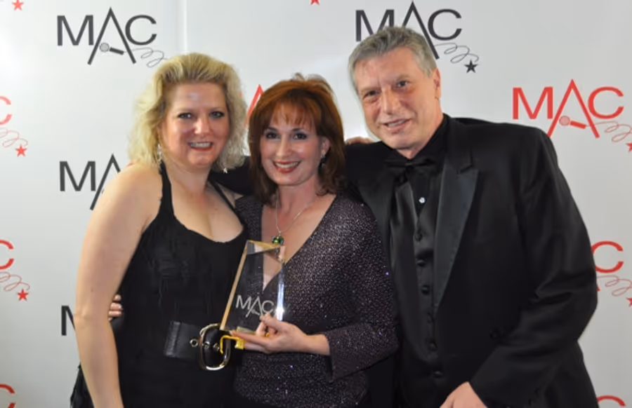 Photo Coverage: 2011 MAC Awards - Backstage! Image